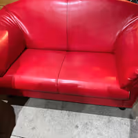 диван , кожзам - 25000₽